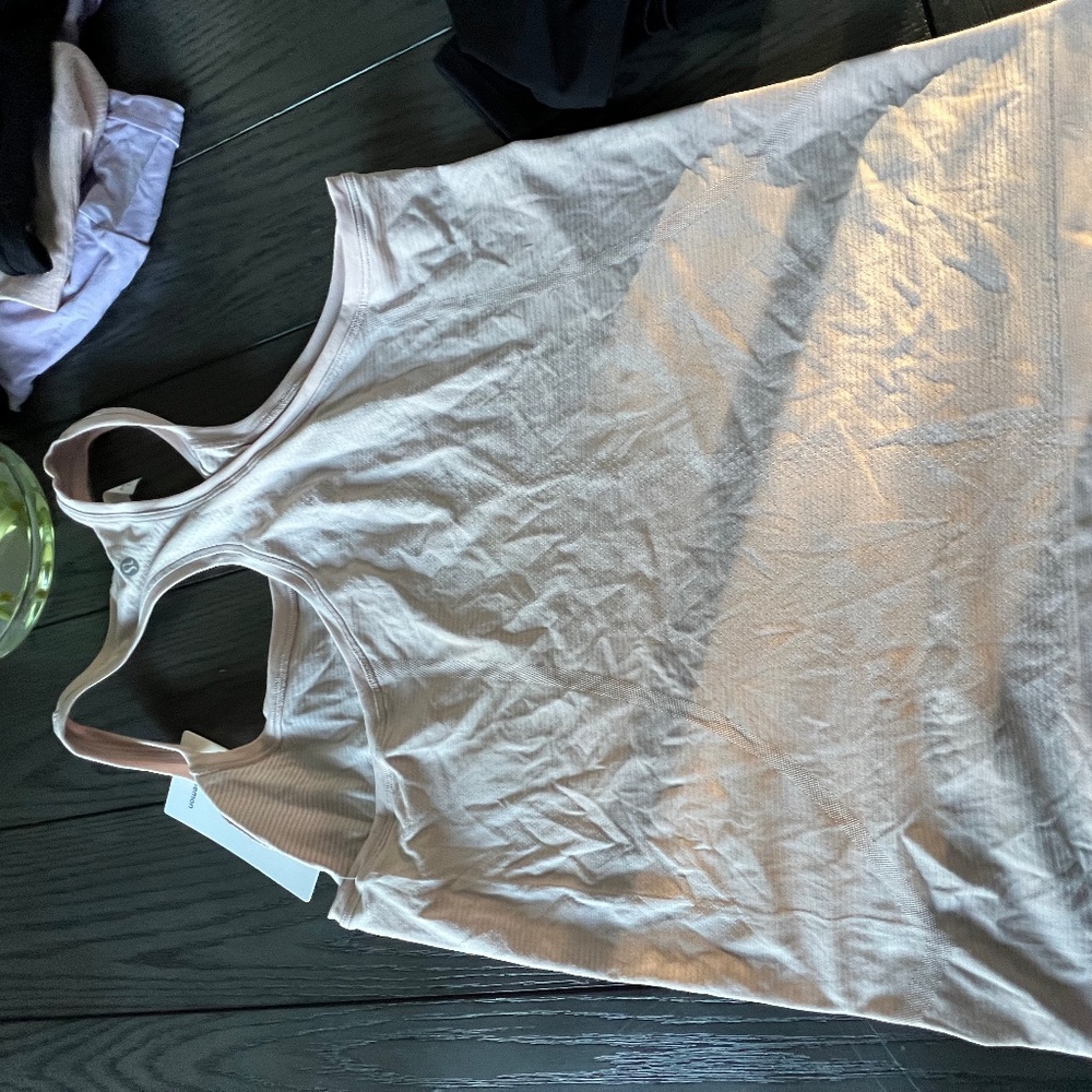 Lululemon tank